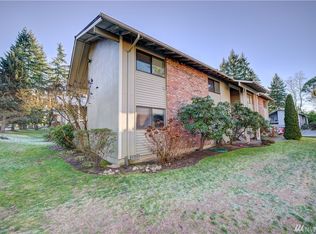 1602 149th Pl SE #4, Bellevue, WA 98007