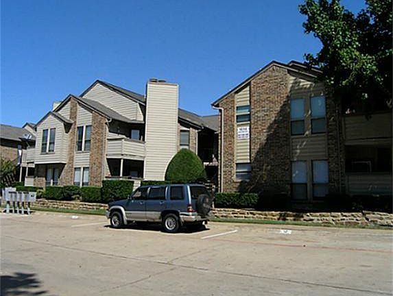 4th image of 1614 Pecan Chase Cir APT 55