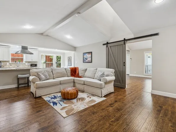 2405 Aspen St, Richardson, TX 75082