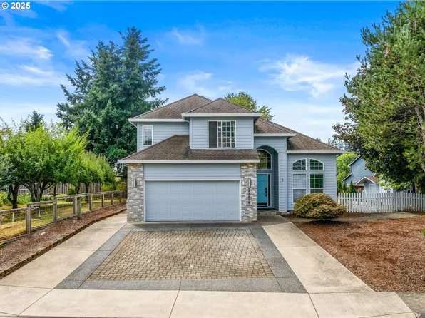 33250 SW Park Dr, Scappoose, OR 97056