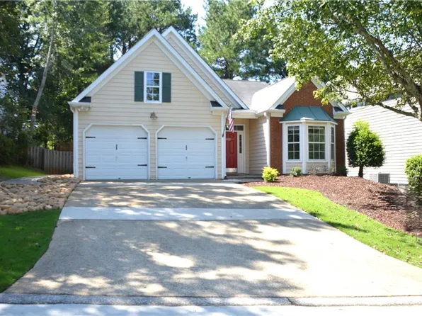2021 Crestview Way, Woodstock, GA 30188