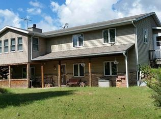 S7248 Bluff Rd, Merrimac, WI 53561