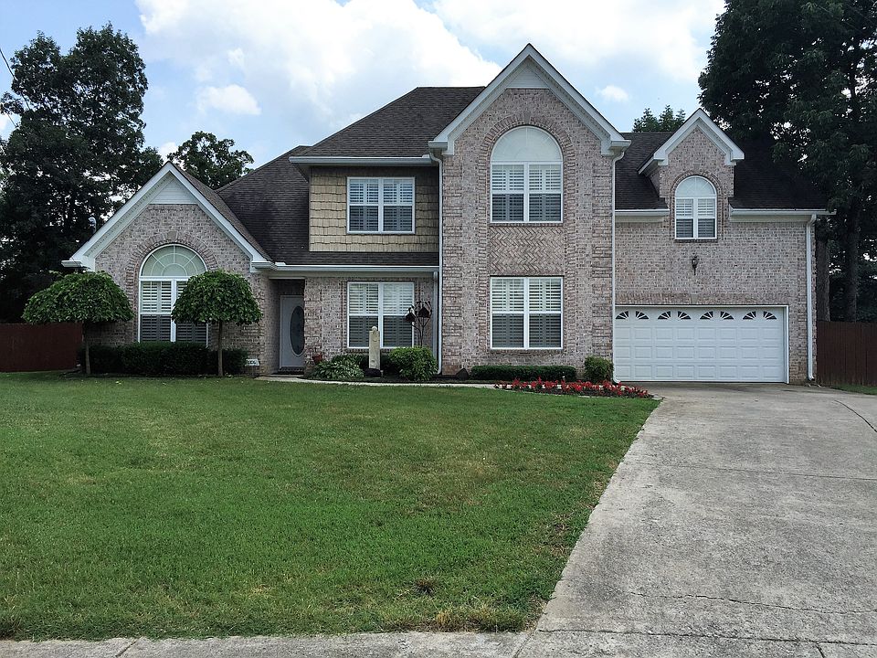 1st image of 104 Denny Cove Dr