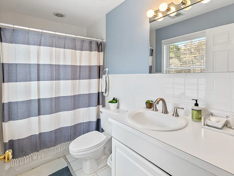 121 Highland Rd — Photo 18