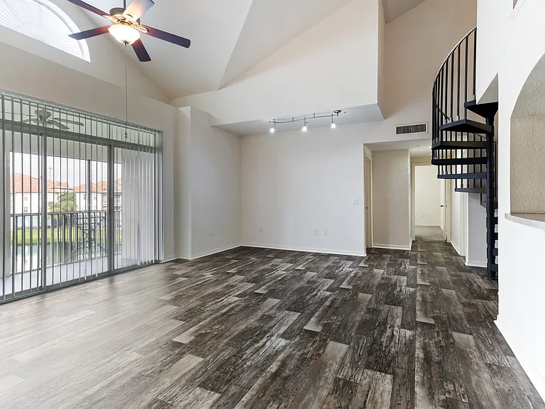 Veranda at Westchase — Photo 32