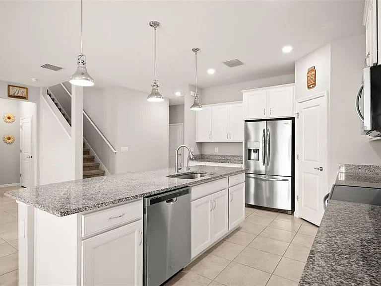 18929 Birchwood Groves Dr — Photo 22