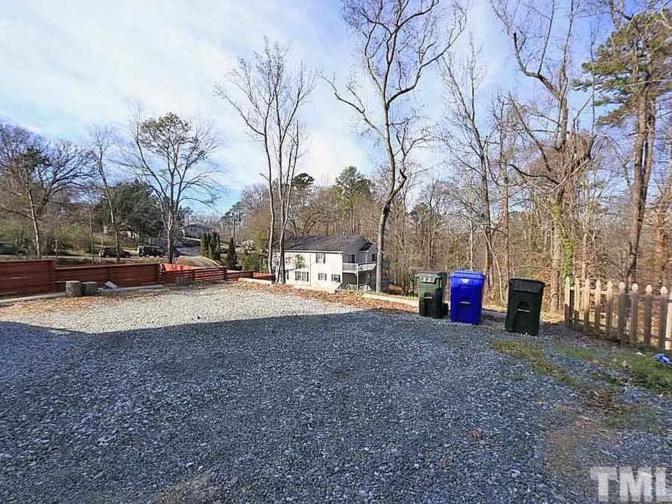 2nd image of 306B McMasters St