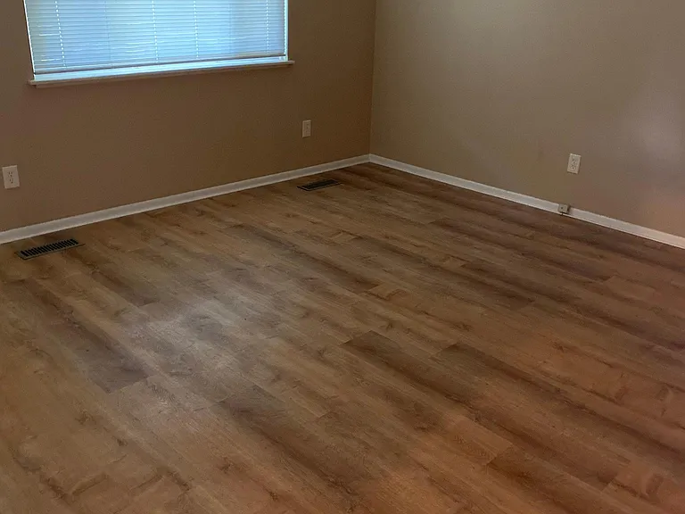 839 Hawthorne Ave — Photo 10
