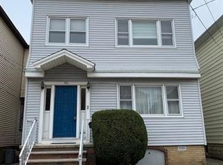182 W 31st St #3, Bayonne, NJ 07002