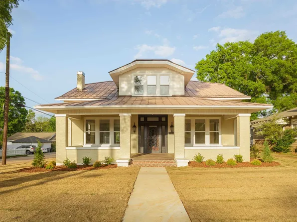 928 N Wood Ave, Florence, AL 35630
