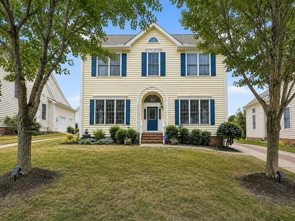 248 Star Magnolia Dr, Morrisville, NC 27560
