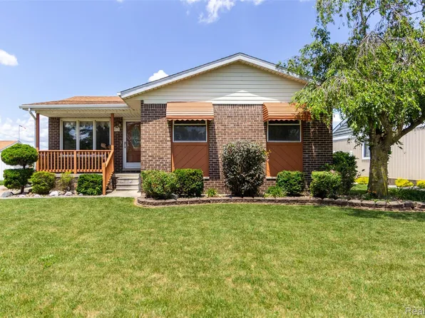 5513 Leann Ct, Newport, MI 48166