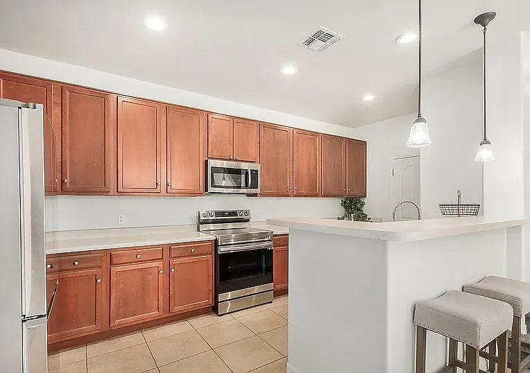 748 W Paseo Celestial — Photo 3