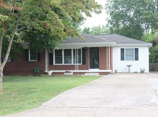 1728 Calvin Dr, Hopkinsville, KY 42240