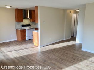 4702 SW Luradel St #8, Portland, OR 97219