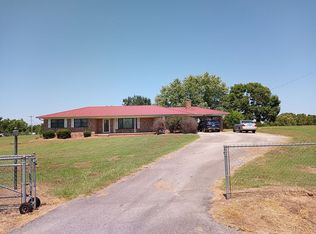 410 Baxter St, Altus, AR 72821