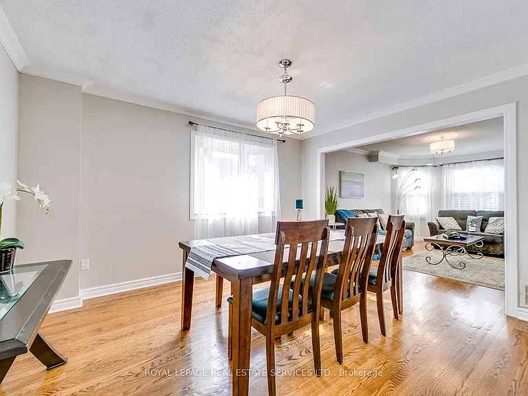 1447 Clearview Dr — Photo 8