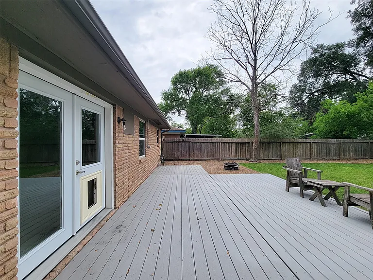 5846 Ettrick Dr — Photo 34