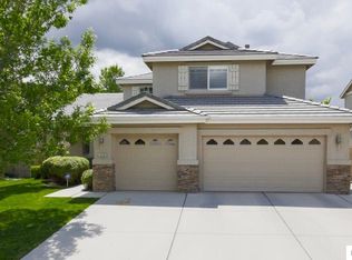 10100 Cascade Falls Dr, Reno, NV 89521