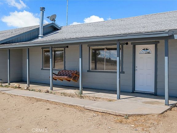 3rd image of 12736 Oasis Rd