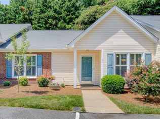 5 C Iron Carriage Ct, Greensboro, NC 27410