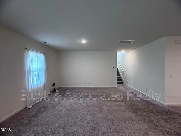 115 S Keatts Winner Ct — Photo 4