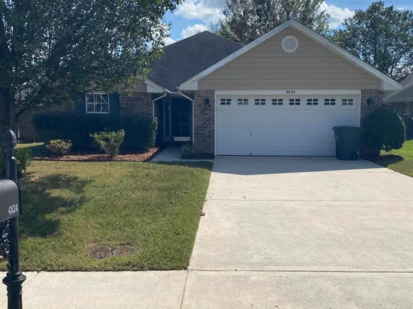 4824 Canterwood Dr SE, Owens Cross Roads, AL 35763