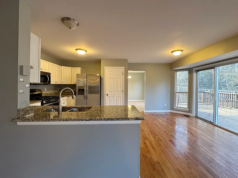 2301 Kingstowne Place Ct — Photo 7
