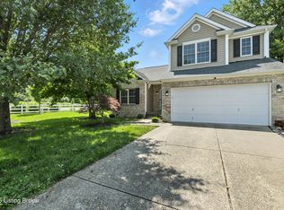 6710 Shallow Rock Dr, Louisville, KY 40299