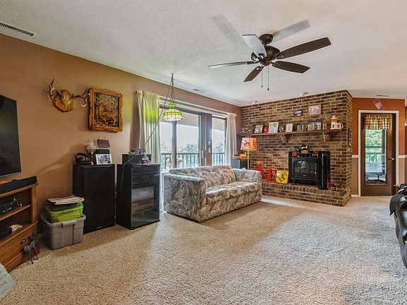 5th image of 1014 Hickory Hill Ct #U-b-11