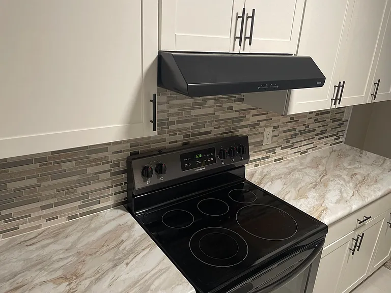 1623 Quarrier St #C — Photo 27