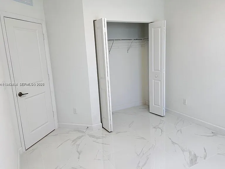 15903 SW 2nd Pl #15903 — Photo 11