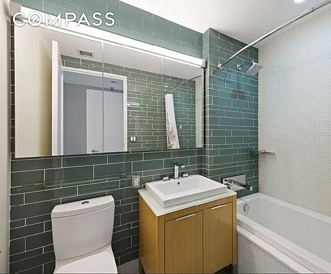 Rented by Compass | media 30