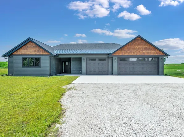 13733 240th Ave, Orleans, IA 51360