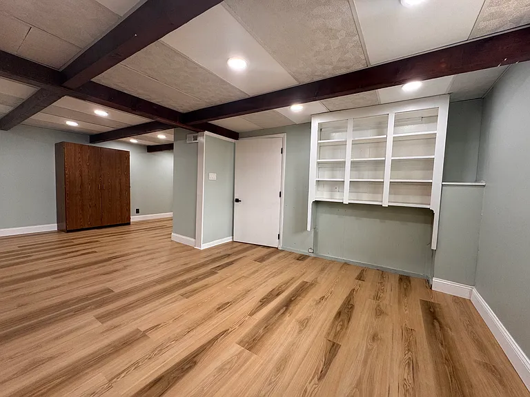 443 Bath Ave — Photo 67
