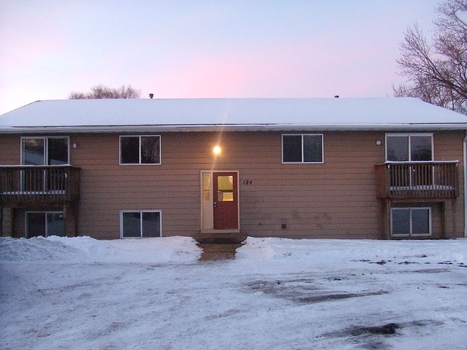 1st image of 124 23rd St W APT 2