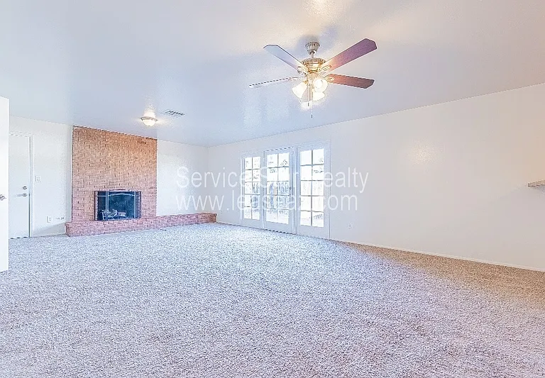 532 W Dublin St — Photo 29
