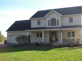 45 Pangborn Rd, Central Square, NY 13036