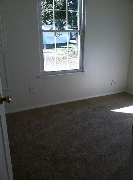1st image of 814 C Ave