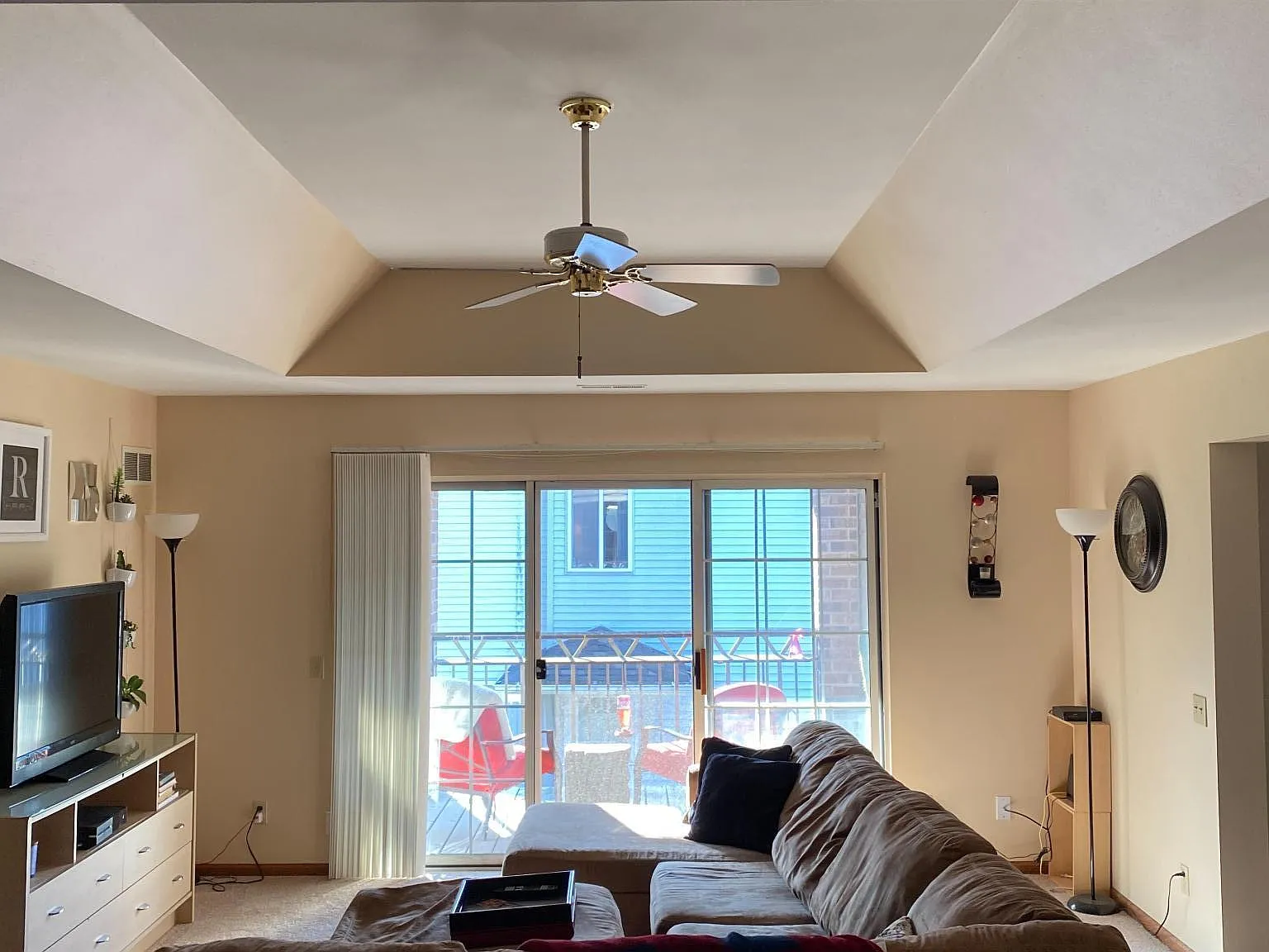 2 bed, 1100 sqft, $1,595 — Photo 1