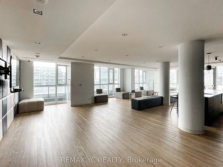 120 Parliament St #1710 — Photo 12