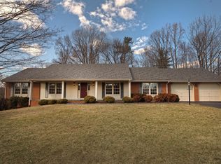 929 Old Court Ln SW, Roanoke, VA 24015