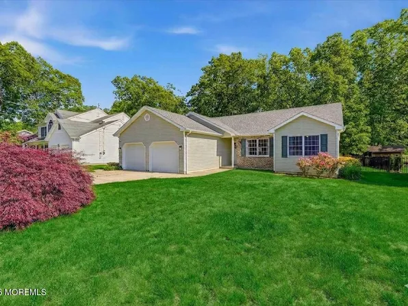 961 Buccaneer Lane, Manahawkin, NJ 08050