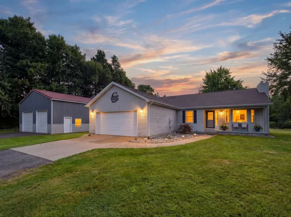 2777 Blackman Rd, Jackson, MI 49201
