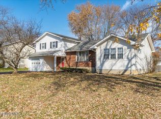 5 Bellevue St, Selkirk, NY 12158