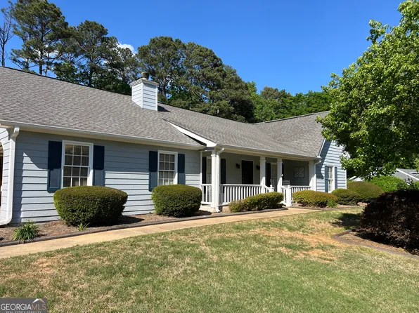 255 Pine Tree Ln, McDonough, GA 30252