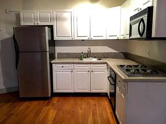 Rented by The Roebling Group | media 29