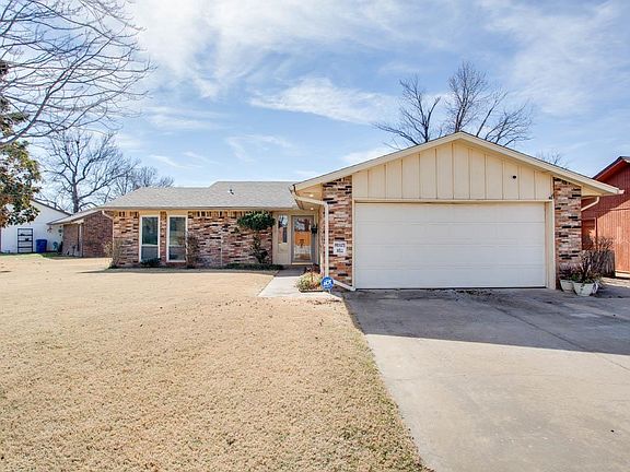 2nd image of 2309 Single Tree Ln