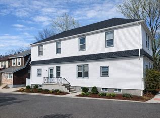 240 Burkley Pl APT 1B, Vauxhall, NJ 07088