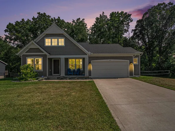 422 Windchime Dr #18, Comstock Park, MI 49321
